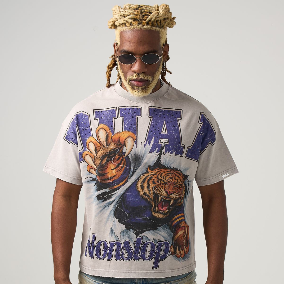Duaa - Light Grey "Tiger" Shirt