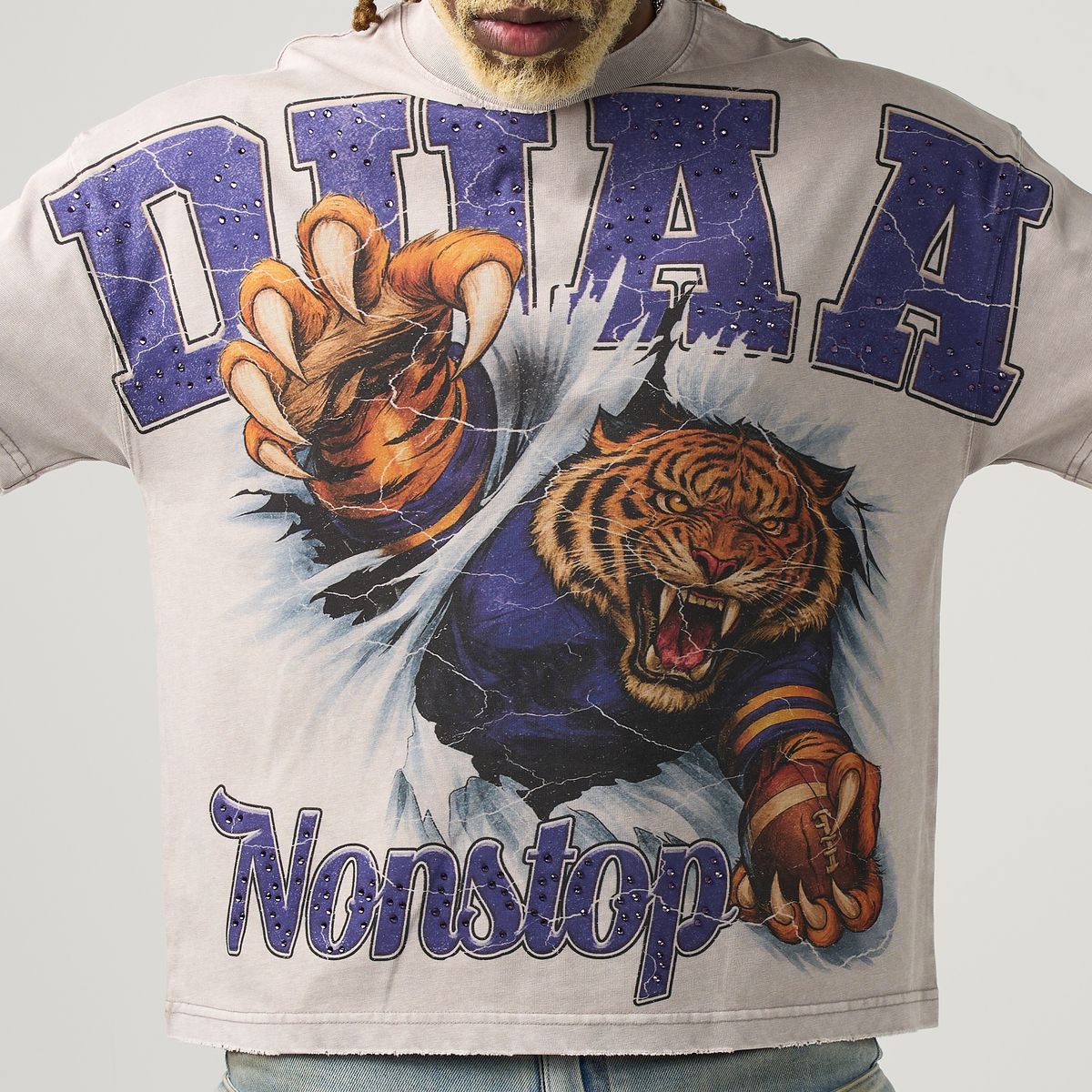 Duaa - Light Grey "Tiger" Shirt